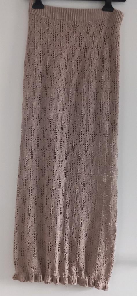 Prachtige kanten rok maat M taupe/beige, Kleding | Dames, Rokken, Maat 38/40 (M), Beige, Ophalen of Verzenden, Zo goed als nieuw