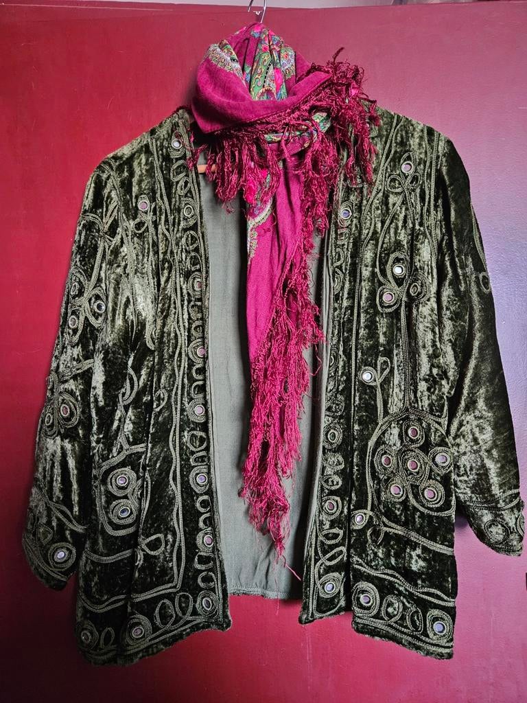 Joyas Vida fluwelen jasje met spiegeltjes, Kleding | Dames, Jasjes, Kostuums en Pakken, Maat 38/40 (M), Joyas vida, Ophalen of Verzenden
