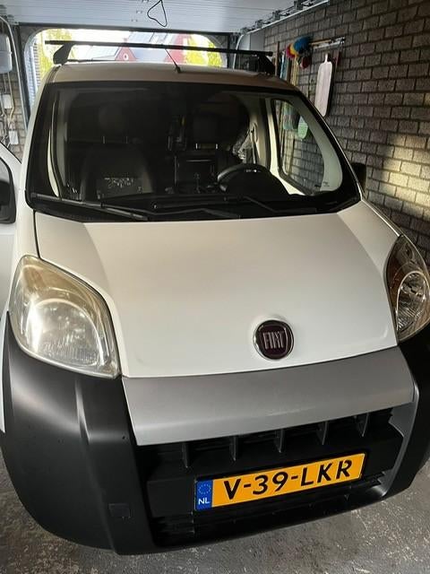 Fiat Fiorino 1.4 8v 75pk 2013 Wit, Auto's, Bestelauto's, Voorwielaandrijving, Zwart, 400 kg, Wit