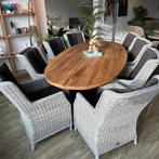 Tuinset ovale Teak tafel 240 x 120 cm + 8 wicker tuinstoelen