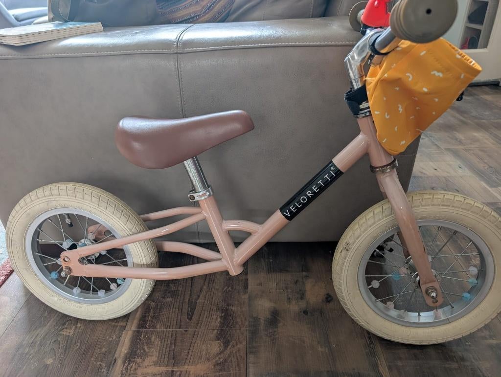 Veloretti fietsje (eventueel om te bouwen naar driewieler), Fietsen en Brommers, Fietsen | Kinderfietsjes, Ophalen, Gebruikt, Minder dan 16 inch
