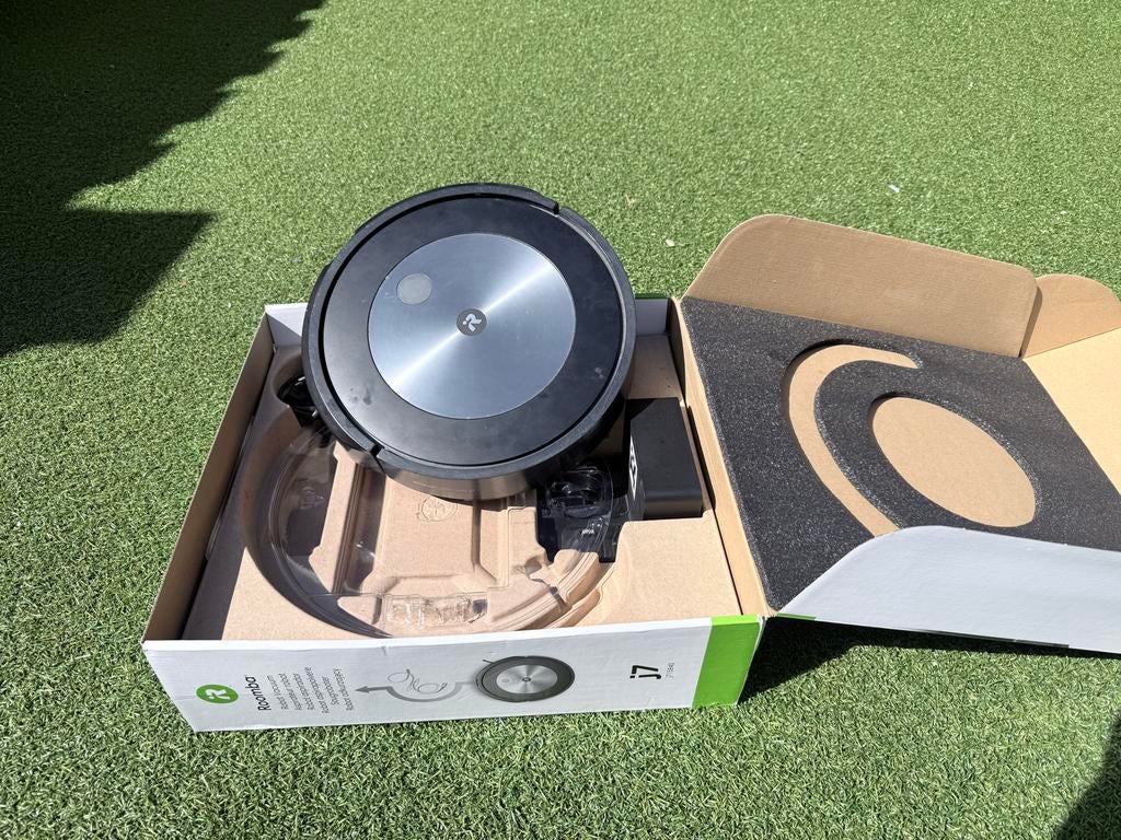 iRobot Roomba j7 Robotstofzuiger - Accu aan vervanging toe, Ophalen of Verzenden, Gebruikt, Robotstofzuiger