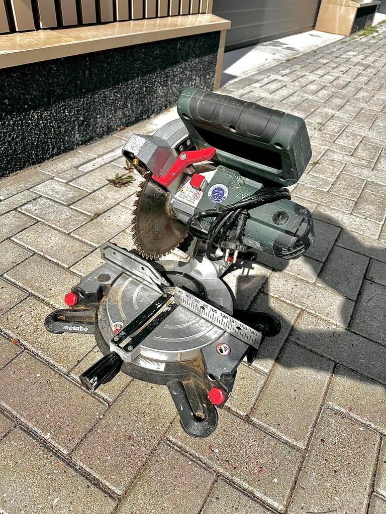 Metabo afkortzaag / verstekzaag KS216M, Doe-het-zelf en Verbouw, Gereedschap | Zaagmachines, Ophalen, Zo goed als nieuw, Afkortzaag