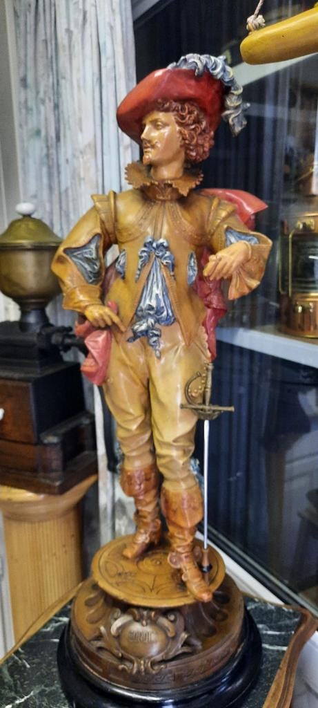 Musketier d'Artagnan beeld, Ophalen
