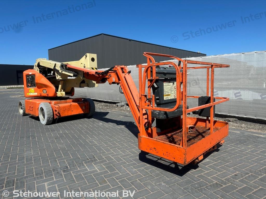 JLG E400 AJPN knik-telescoop hoogwerker E400 AJPN, JLG EMEA B, Info@jlg.com, Galvanistraat 7
6716 AE  Ede, NL