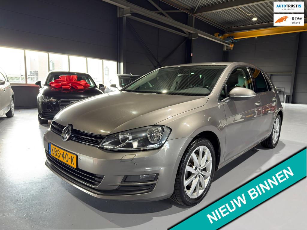 Volkswagen GOLF 1.2 TSI Trendline Cruise | Climate | PDC, Voorwielaandrijving, Euro 5, Gebruikt, 4 cilinders