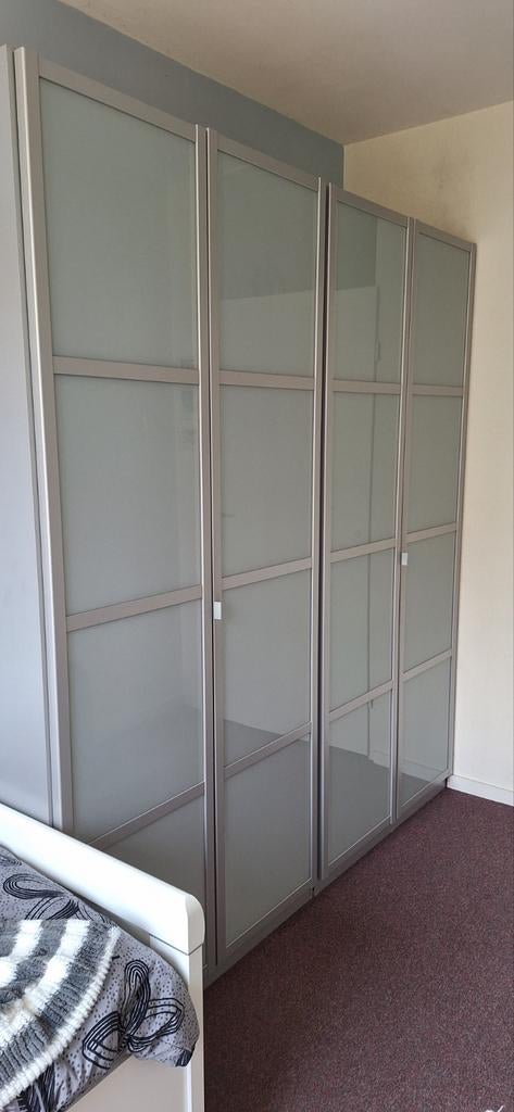 Twee kleding kasten, glazen deuren, Huis en Inrichting, Ophalen, Met deur(en), 50 tot 100 cm, Zo goed als nieuw