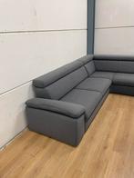 Mooie luxe grijze hoekbank met hoofdsteunen - GEREINIGD!!!, Ophalen, 250 tot 300 cm, Luxe, Hoekbank
