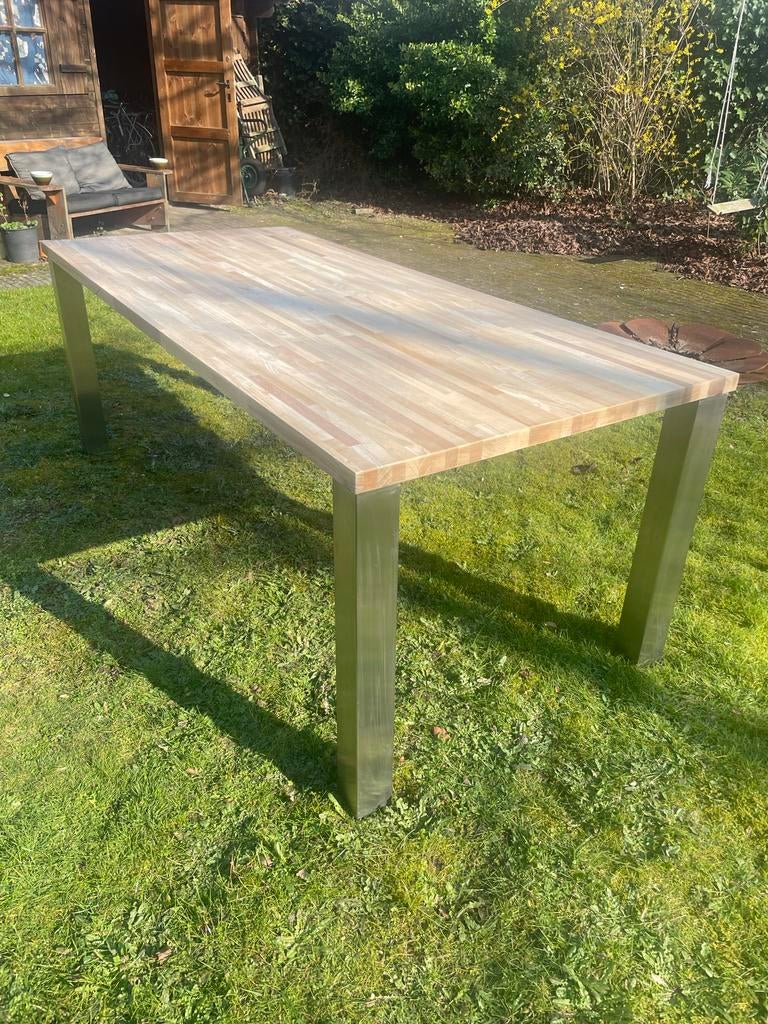 Massief houten eettafel met stalen poten - 90x200 cm, Ophalen, Gebruikt, 50 tot 100 cm, Vijf personen of meer