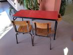 Vintage kinder tafeltje voor bv speelhoek, Ophalen, Gebruikt, Stoel(en)