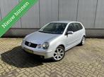 Volkswagen Polo 1.4-16V nieuwe apk, Voorwielaandrijving, 4 cilinders, Bedrijf, Handgeschakeld