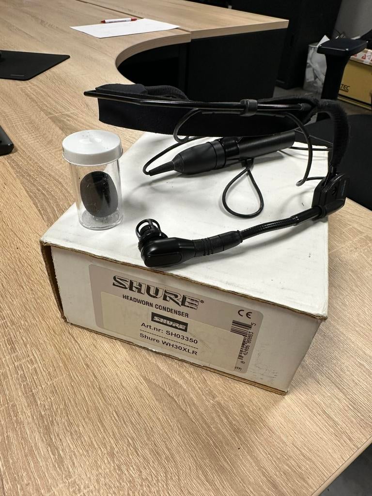2x shure WH30XLR headset, Ophalen, Zo goed als nieuw