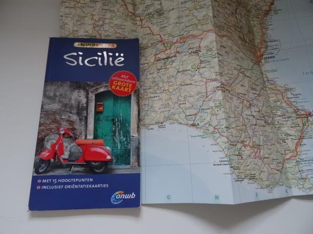 Sicilie ; anwb extra reisgids ; met de grote wegenkaart, Boeken, Europa, Ophalen of Verzenden, Zo goed als nieuw, Reisgids of -boek