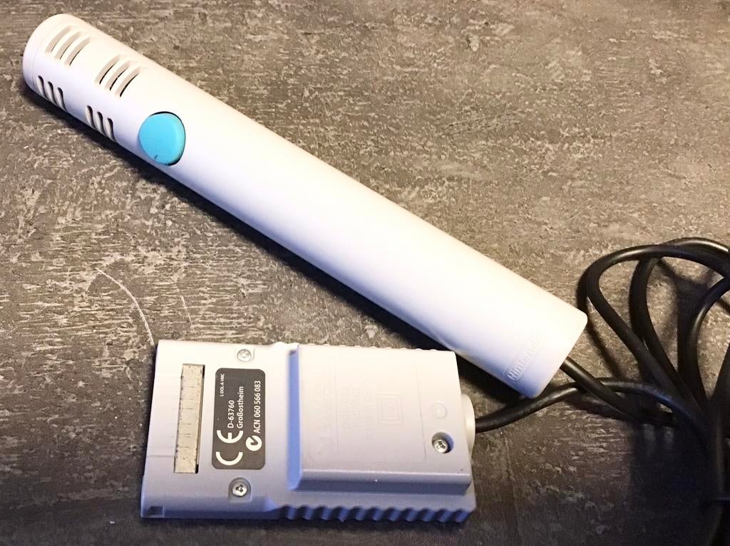 NINTENDO GAMECUBE D-63760 MICROFOON, Spelcomputers en Games, Games | Nintendo GameCube, Ophalen of Verzenden, Gebruikt, Muziek