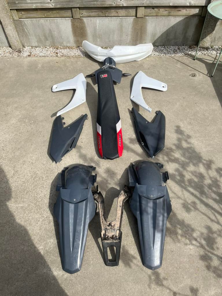 Fantic xe125 2022 kappenset, Ophalen of Verzenden