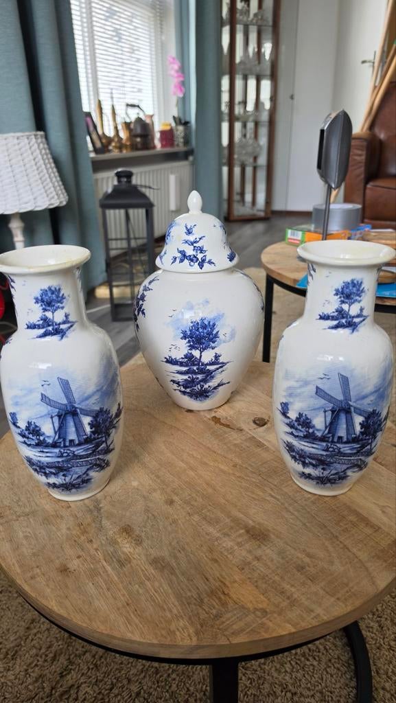 Delfts blauwe vazen te koop, Ophalen