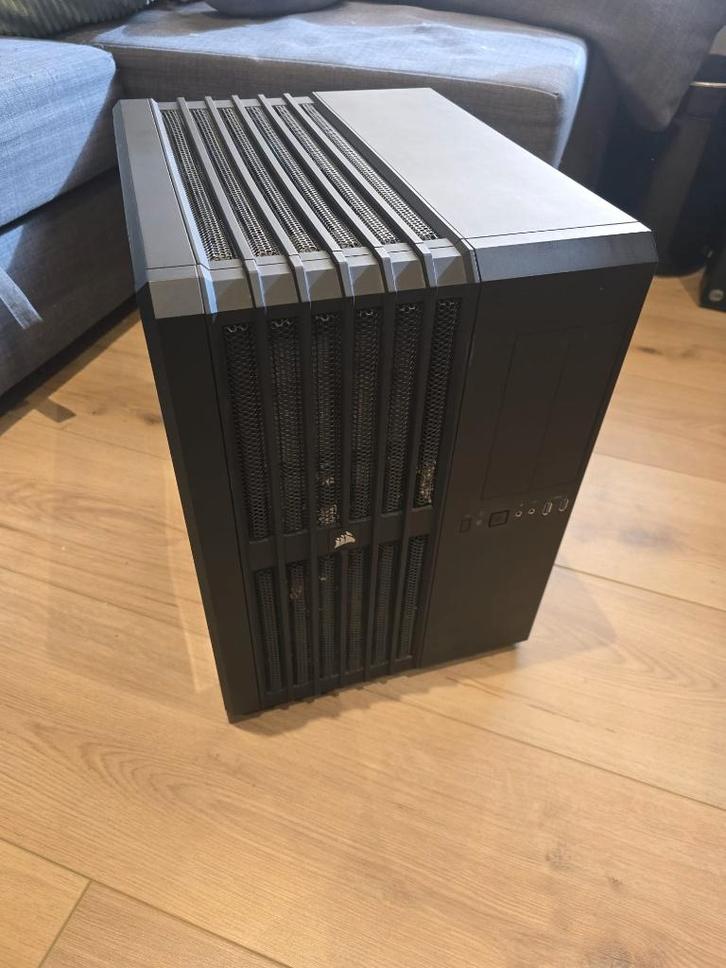 Gaming Computer + toetsenbord en Scherm, Computers en Software, Desktop Pc's, Gebruikt, 3 tot 4 Ghz, HDD, SSD, 16 GB, Met videokaart