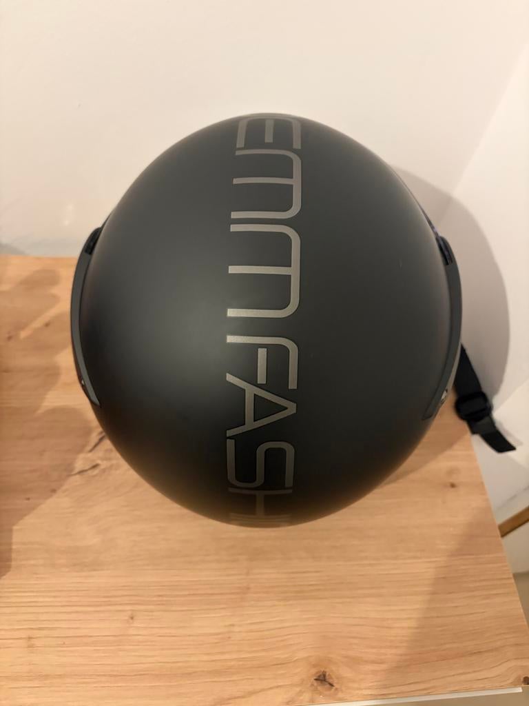 Nieuw Scooter helm zwart maat S, Fietsen en Brommers, Brommerhelmen, Ophalen, Zo goed als nieuw, Small