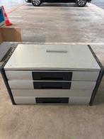 Bott Vario ladenkast met 3 lades en vakverdeling., Ophalen