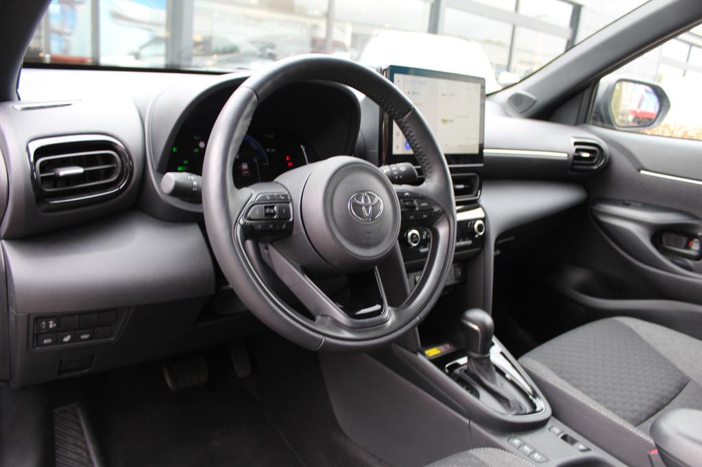Toyota Yaris Cross 1.5 Hybrid 115 Dynamic Plus | Rijklaar |, 12 maanden, Stof, Gebruikt, 750 kg