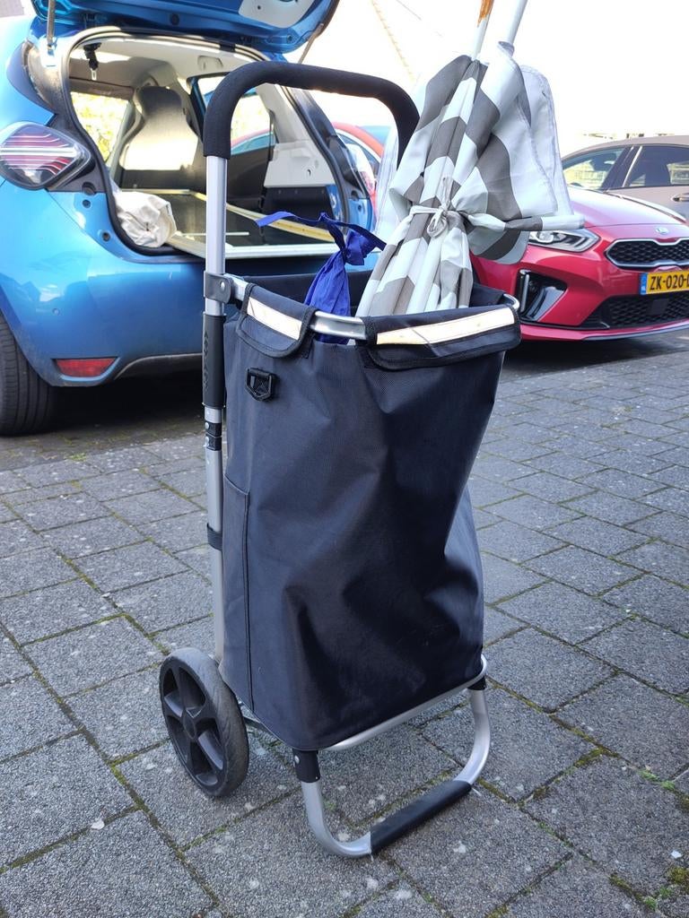 Boodschappenwagentje, Ophalen of Verzenden, Zo goed als nieuw, Zwart, 30 cm of meer