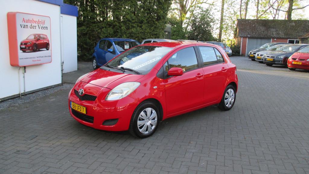 Toyota Yaris 1.3 VVTi Aspiration, Auto's, 4 cilinders, Bedrijf, Grijs, 550 kg