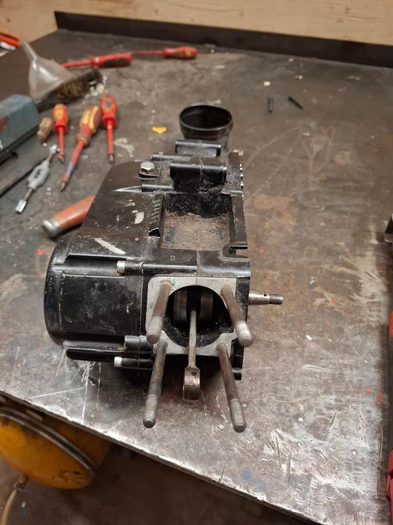 Tomos carters, Fietsen en Brommers, Ophalen, Gebruikt, Blok