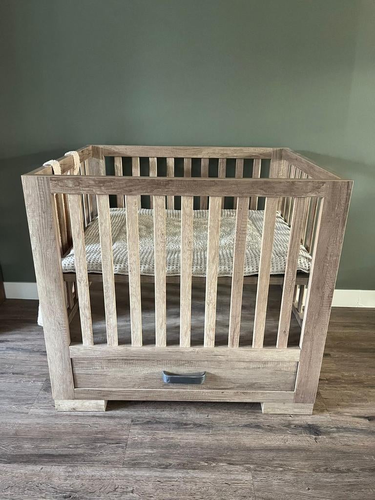 Kidsmill box met lade, Kinderen en Baby's, Boxen, Zo goed als nieuw, Vierkant, Boxkleed, Lade, Ophalen
