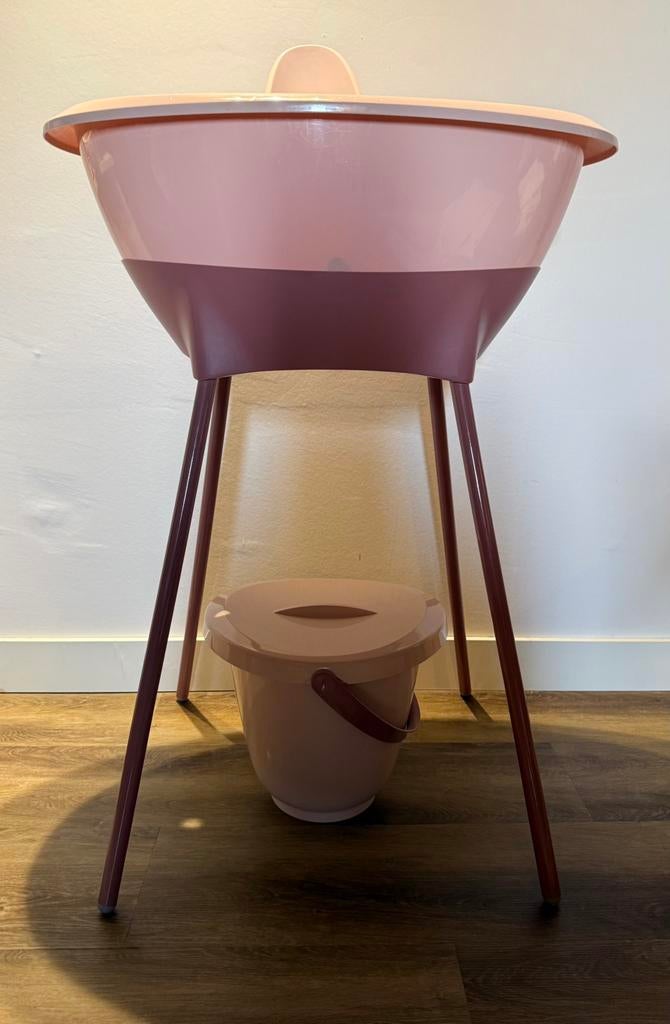 Luma Blush Pink bad, luieremmer, badinzet en badthermometer, Ophalen, Zo goed als nieuw, Luieremmer