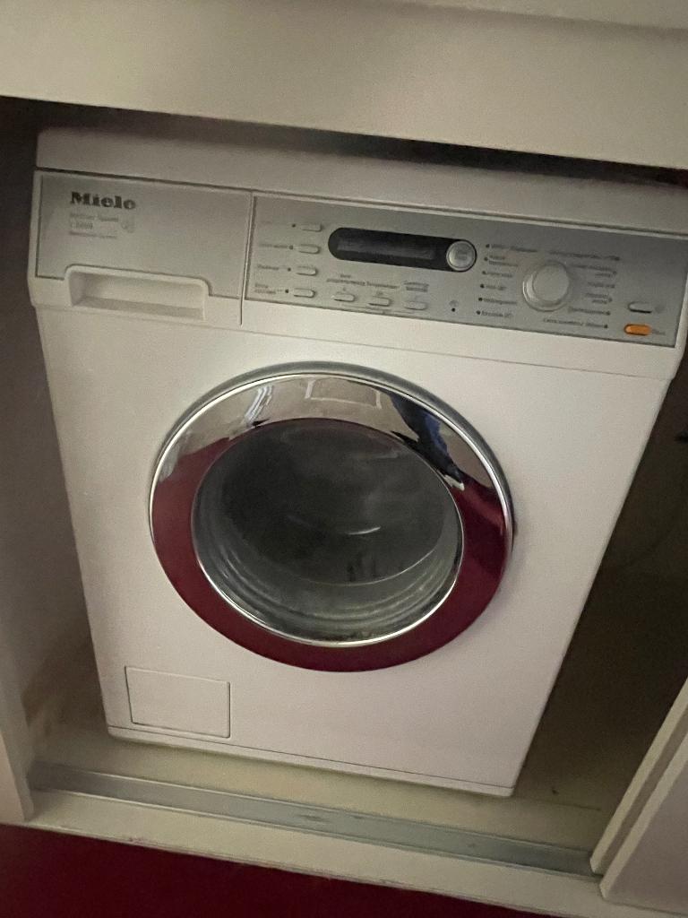 HULP GEVRAAGD Defecte Miele, Diensten en Vakmensen, Reparatie en Onderhoud | Witgoed en Apparatuur