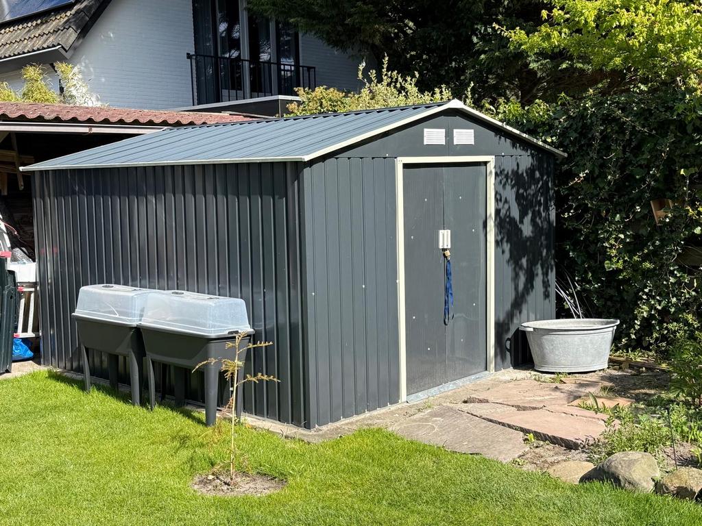 Metalen schuur - merk HATTORO S300 15m3, Tuin en Terras, Bergingen en Tuinkasten, Ophalen, Gebruikt, Metaal, Overige typen