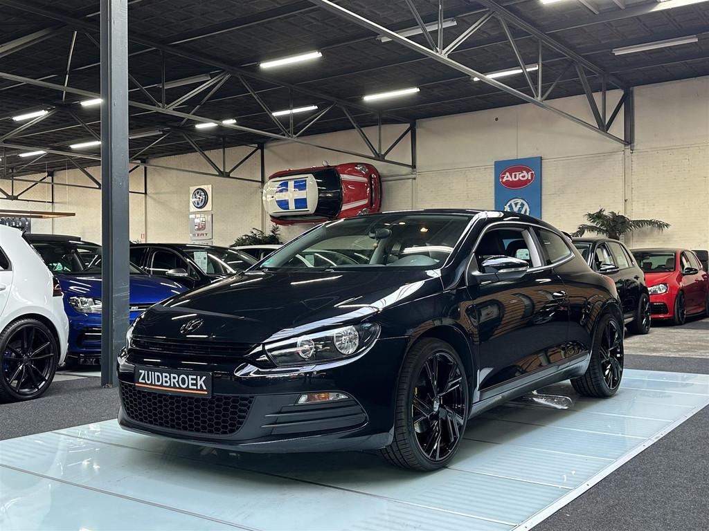 Volkswagen Scirocco 1.4 TSI 122PK 50X SCIROCCO BESCHIKBAAR!, Automaat, Gebruikt, 1290 kg, Bedrijf