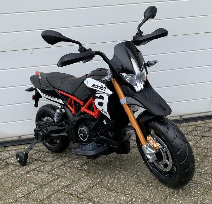 Kinder Motor Aprilia Dorsoduro 900 12v motor Leer / MP3 AUX, Kinderen en Baby's, Speelgoed | Buiten | Voertuigen en Loopfietsen