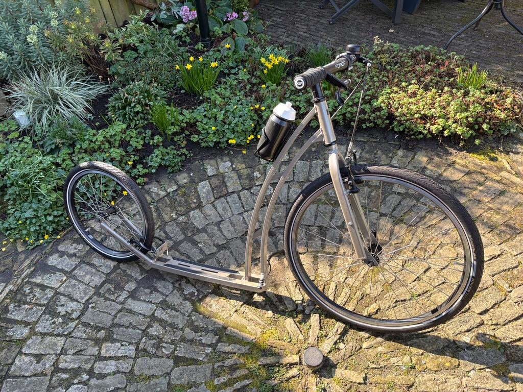 STEP mibo universe in nieuw staat, 56 cm of meer, Ophalen, Zo goed als nieuw