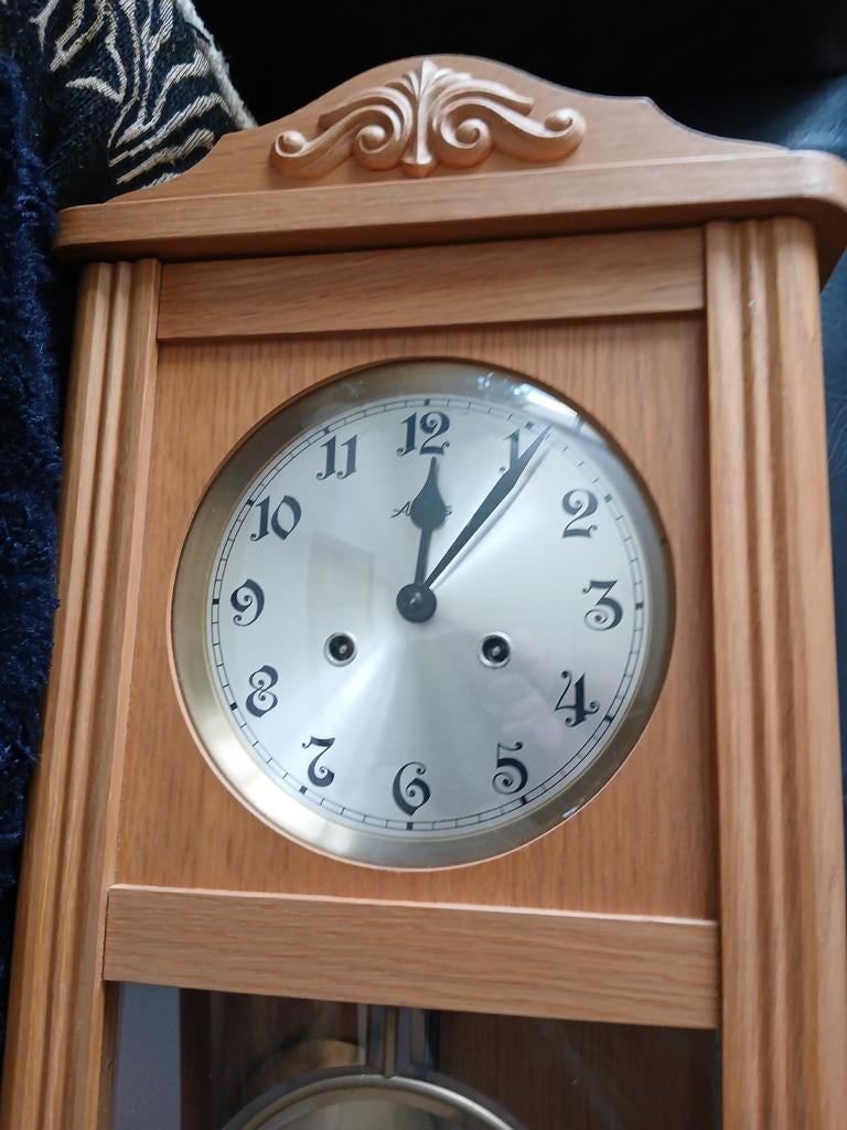 Goed lopende regelateur klok, Antiek en Kunst, Ophalen