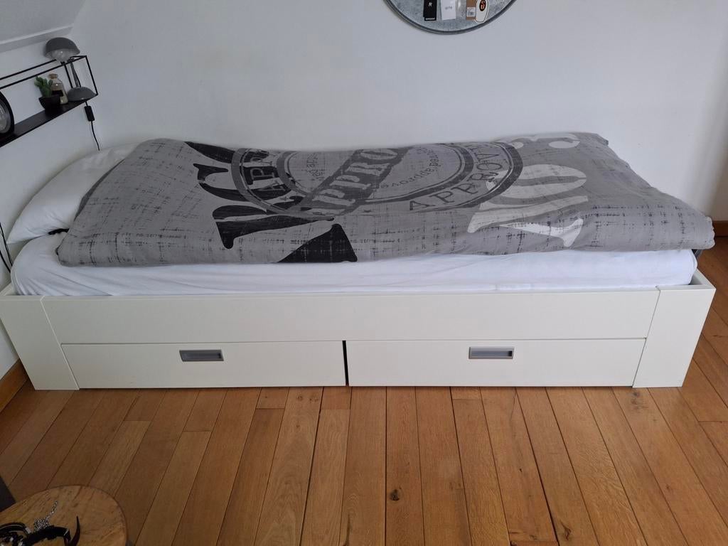 1 Persoons wit bed met diepe opberglades izgs, Kinderen en Baby's, Kinderkamer | Bedden, Ophalen, Zo goed als nieuw, 180 cm of meer