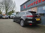 Renault Mégane Estate 1.3 TCe Intens LED! Airco/Clima! Crui, Auto's, Renault, Voorwielaandrijving, Gebruikt, Euro 6, 4 cilinders