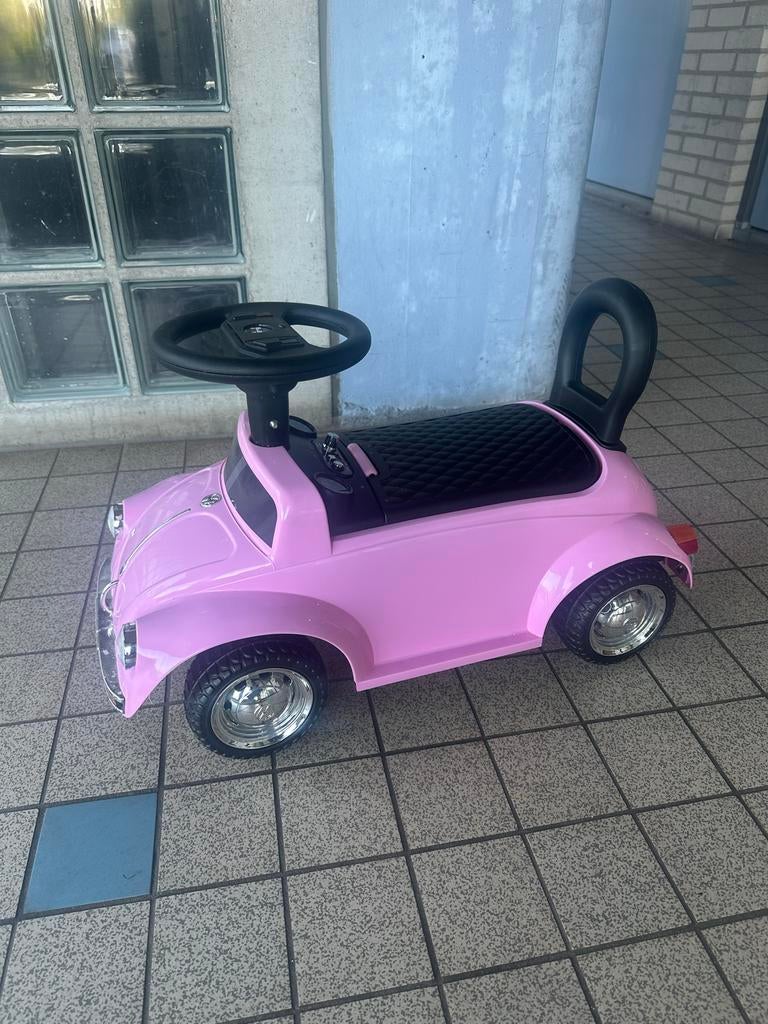 Roze loopauto Volkswagen Beetle, Ophalen of Verzenden, Zo goed als nieuw, Loopvoertuig
