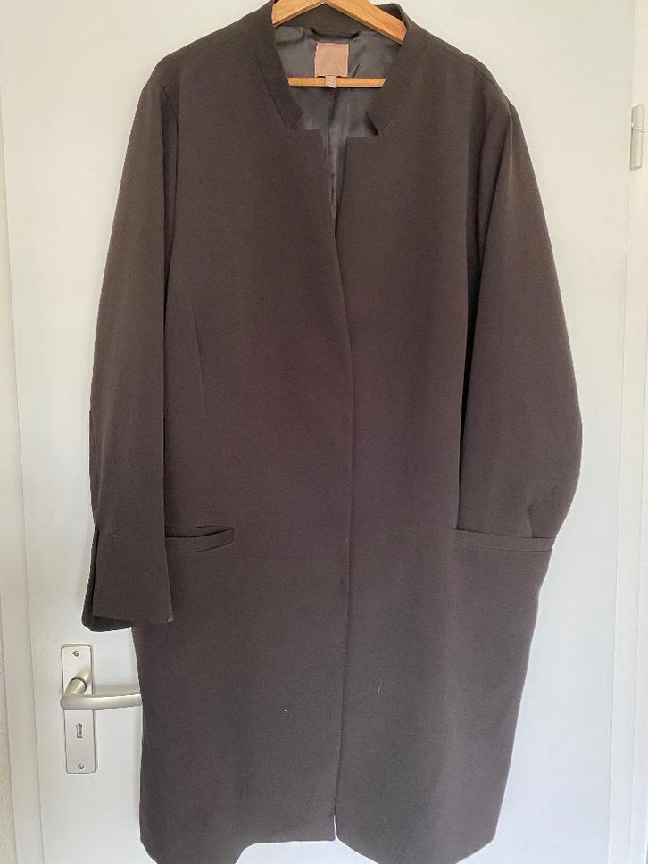 Zwarte blazer, Kleding | Dames, Jasjes, Kostuums en Pakken, Zo goed als nieuw, Jasje, Maat 46/48 (XL) of groter, Zwart, Ophalen of Verzenden