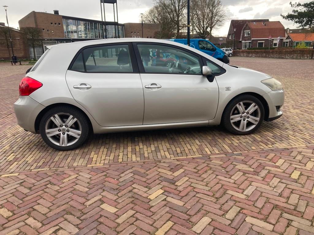 Toyota Auris 2.2 D-4D Luna Business | 177 PK | 229.114 Km +, Auto's, Toyota, Voorwielaandrijving, 450 kg, Gebruikt, 4 cilinders