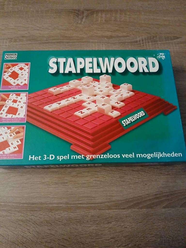 Stapelwoord 3D Bordspel - Het klassieke woordspel, Hobby en Vrije tijd, Gezelschapsspellen | Bordspellen, Drie of vier spelers