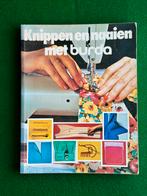 Knippen en Naaien met Burda - Vintage Naaiboek, Ophalen of Verzenden, Gebruikt, Overige typen