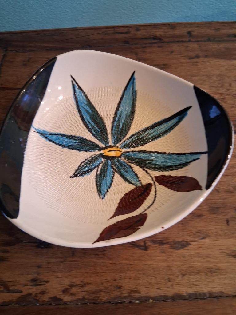 West Germany Keramieken Schaal met Bloemmotief, Antiek en Kunst, Ophalen of Verzenden