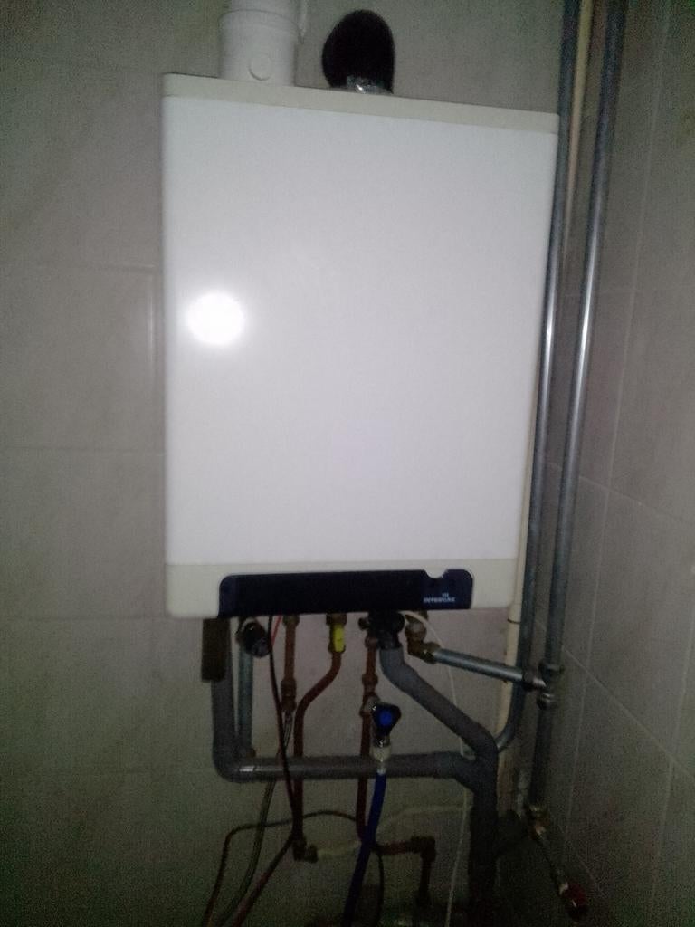 Intergas Kompakt HRE 24/18 CV-ketel uit 2013, Ophalen, Gebruikt, Hoog rendement (Hr), Cv-ketel of Combi-ketel