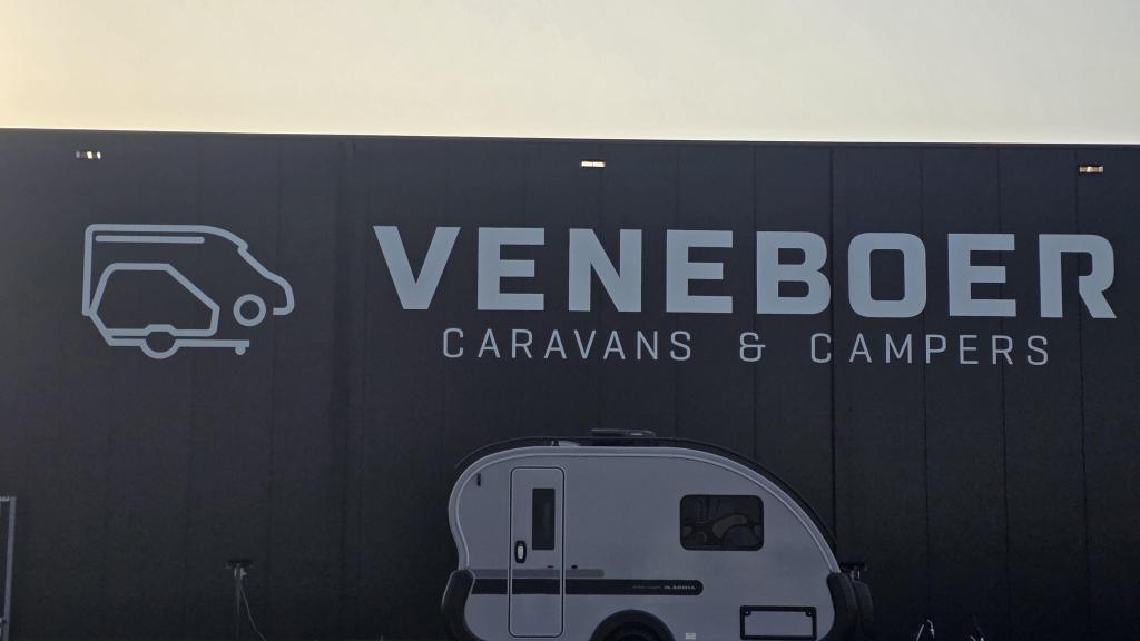 Adria Action Sport 391 LH, Caravans en Kamperen, Caravans, Schokbreker, Standaardzit, Tot en met 2, Bedrijf