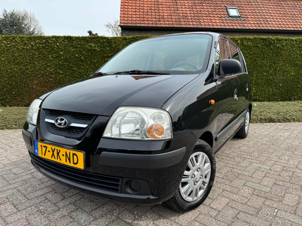 Hyundai Atos 1.1 Zwart/NIEUWE APK, Auto's, Voorwielaandrijving, Stof, 31 €/maand, 4 cilinders