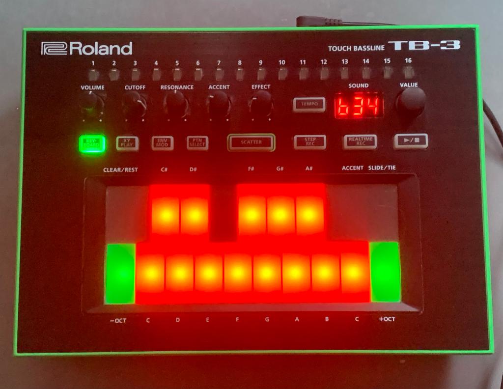 Roland TB3 Synthesizer Touch Bassline, Muziek en Instrumenten, Synthesizers, Ophalen of Verzenden, Gebruikt, Overige aantallen