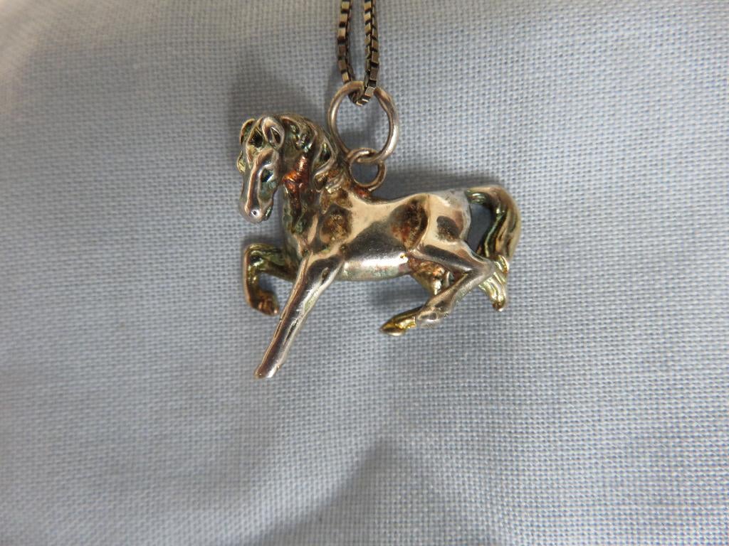 Hangertje van paard aan ketting in zilver - 20e eeuw, Sieraden, Tassen en Uiterlijk, Kettingen, Ophalen of Verzenden, Zo goed als nieuw