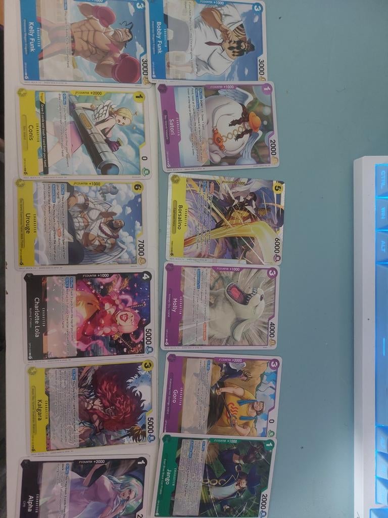 Gezocht: One piece tcg kaarten en funko pops, Ophalen, Zo goed als nieuw