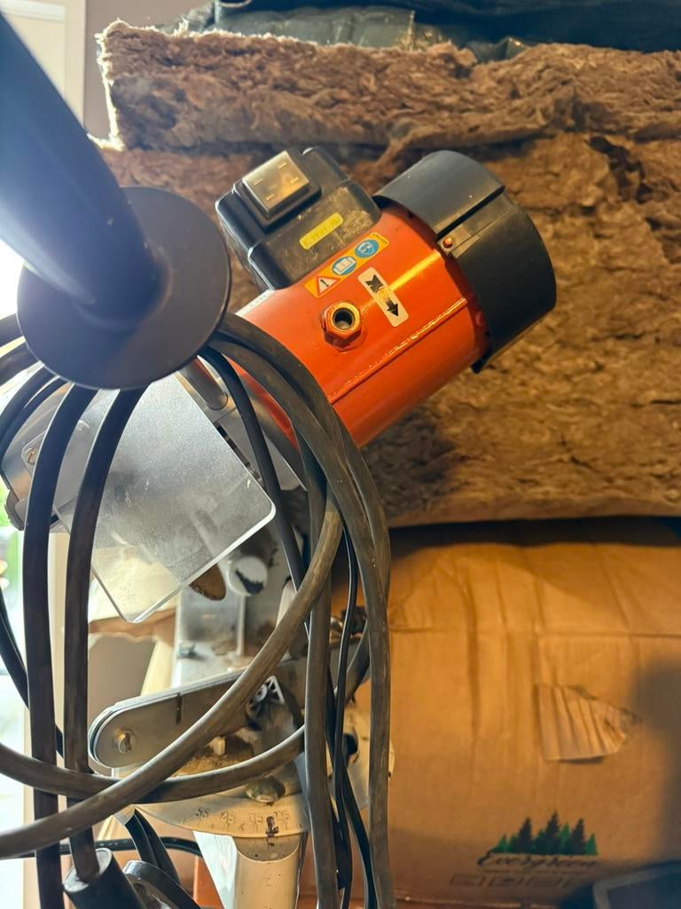 Ketting zaag slijp machine, Ophalen of Verzenden, Zo goed als nieuw